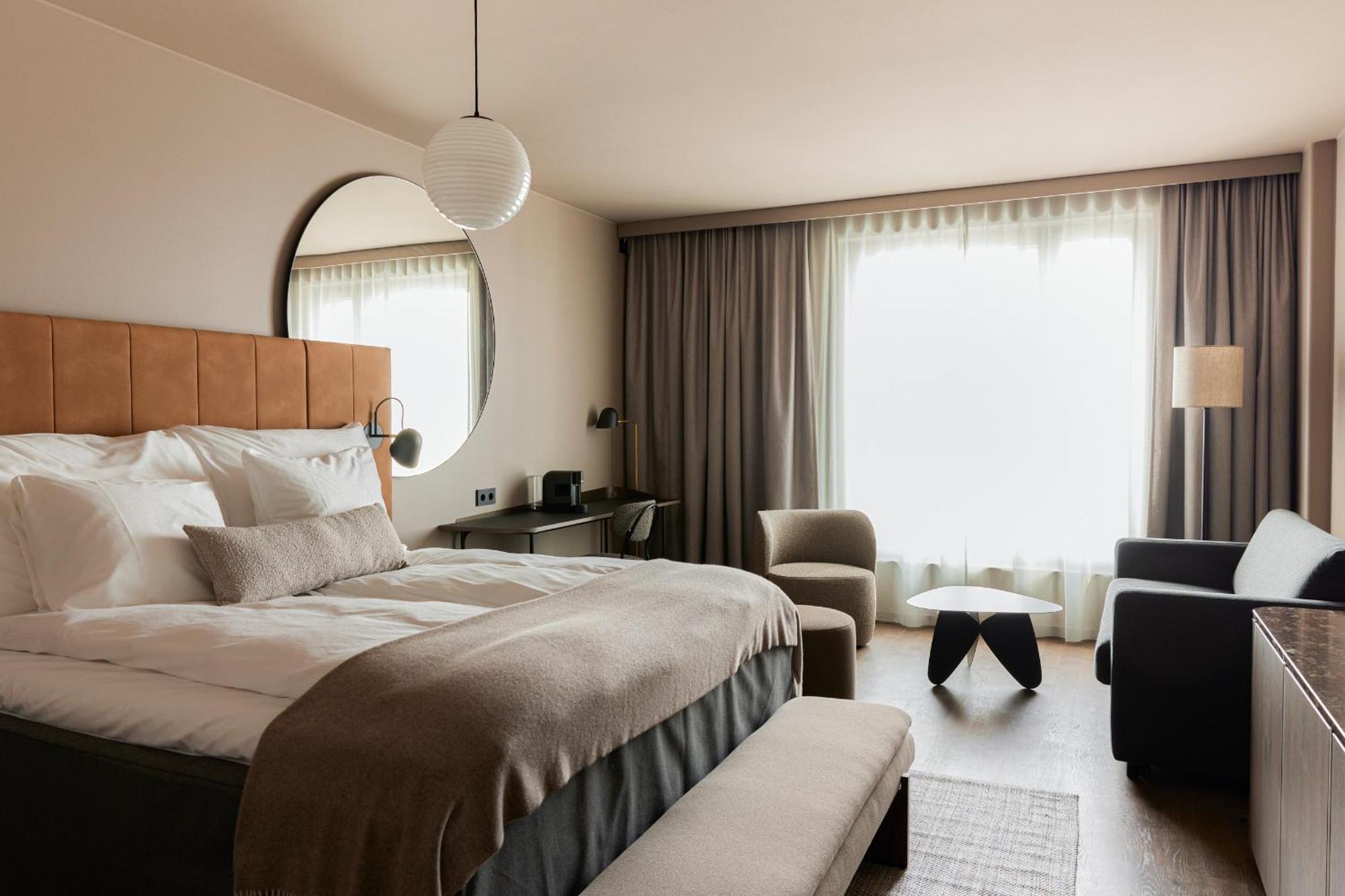 Clarion Hotel Helsinki Airport Vantaa Exterior photo